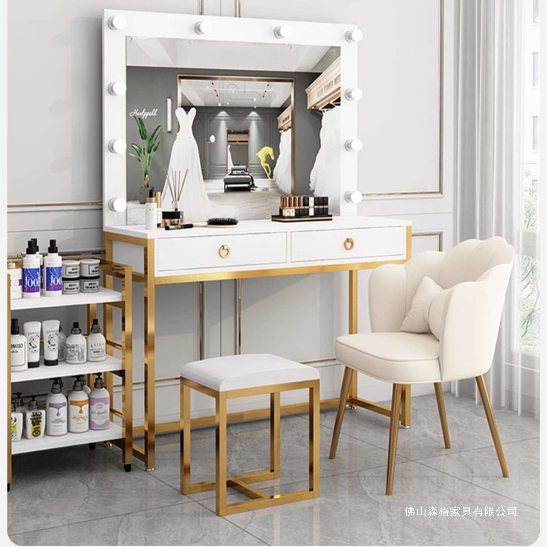 โต๊ะเครื่องแป้งพร้อมกระจกและโค - Beauty Makeup Bridal บทวิจารณ์และราคา