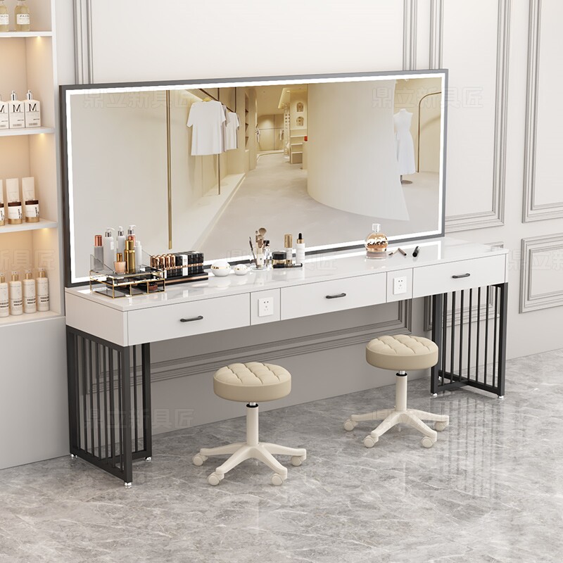 # โต๊ะแต่งหน้าแบบโมเดิร์นพร้อม - Beauty Makeup Bridal บทวิจารณ์และราคา