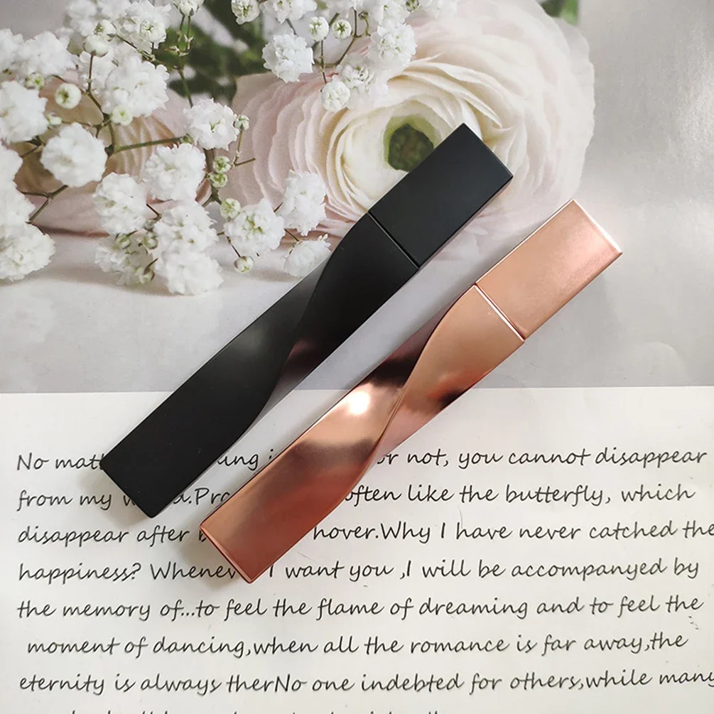 เครื่องสำอางแต่งหน้ามาสคาร่าแบ - Ms Beauty Makeup บทวิจารณ์และราคา